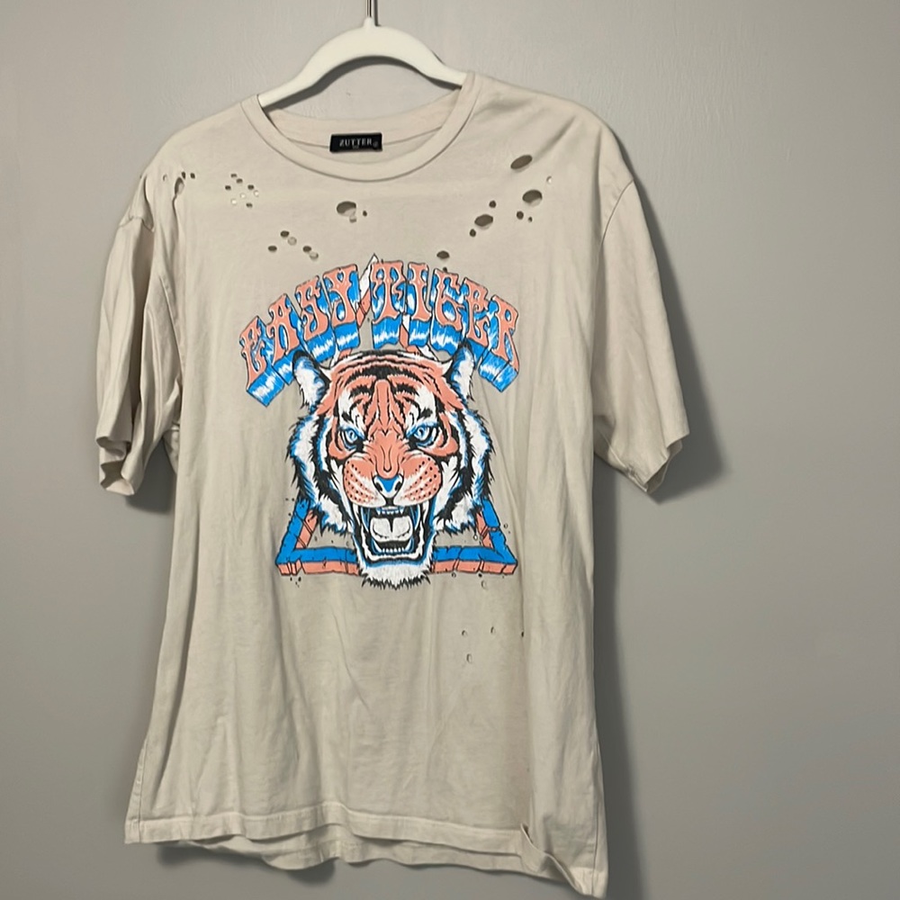 Oversized Graphic Tee